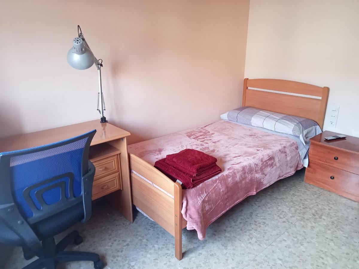 Habitacio S Cal Kim Otel Martorell Dış mekan fotoğraf